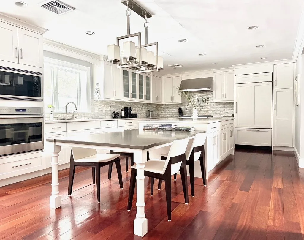 Stone Manor kitchen — photograph 2