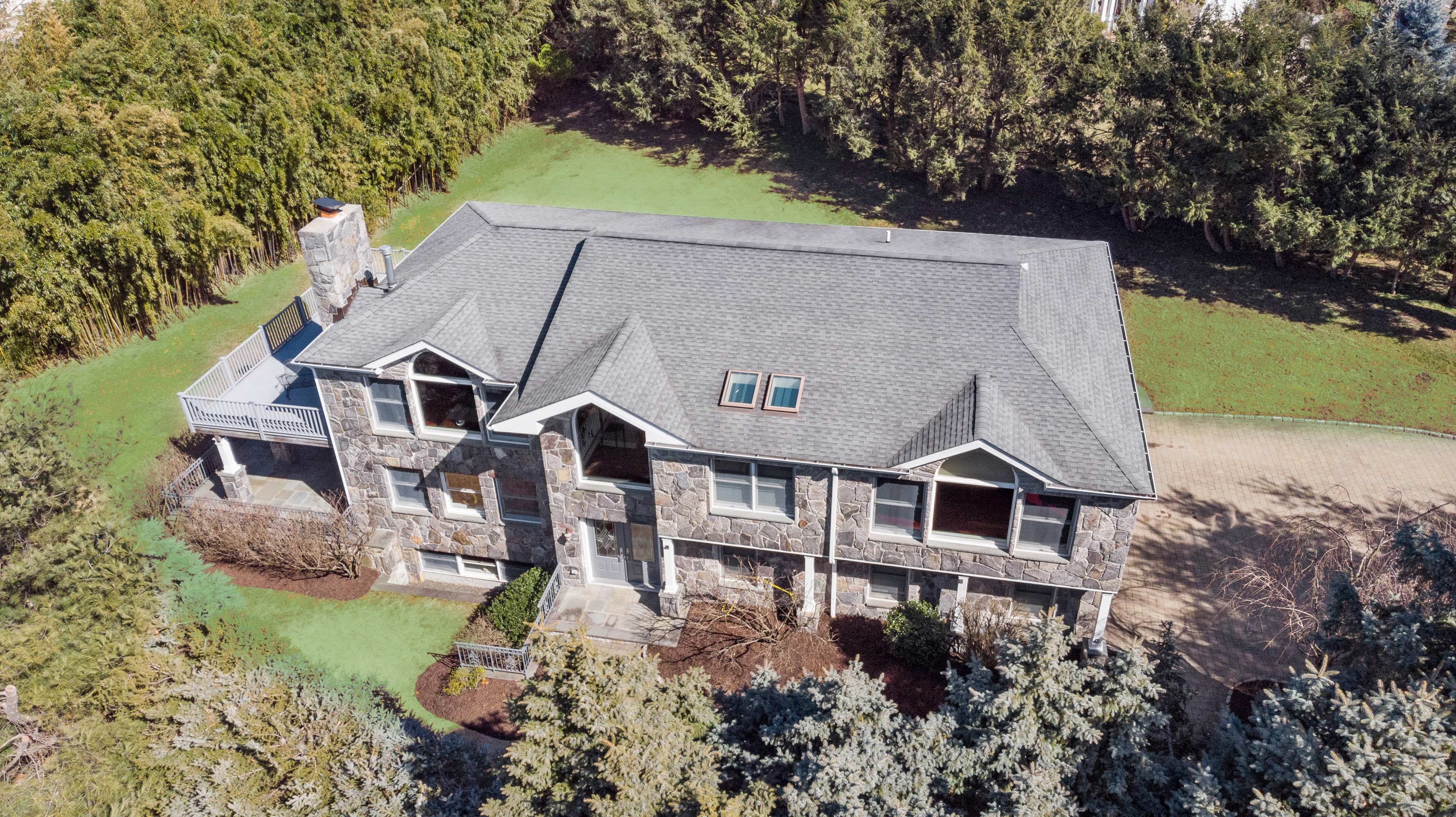 Aerial view of Stone Manor from the Lofty listing