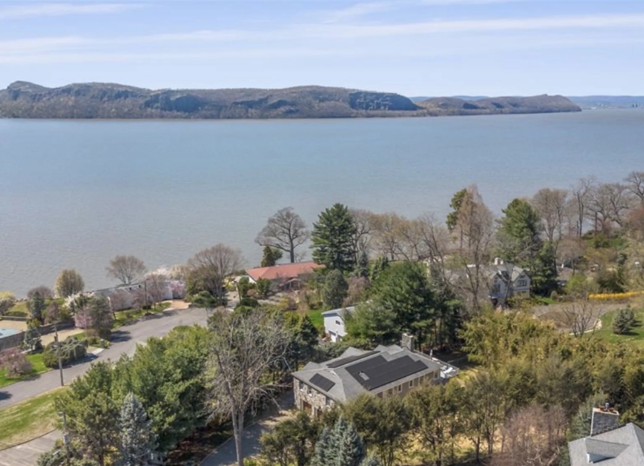 Hudson River and Palisades views from Stone Manor